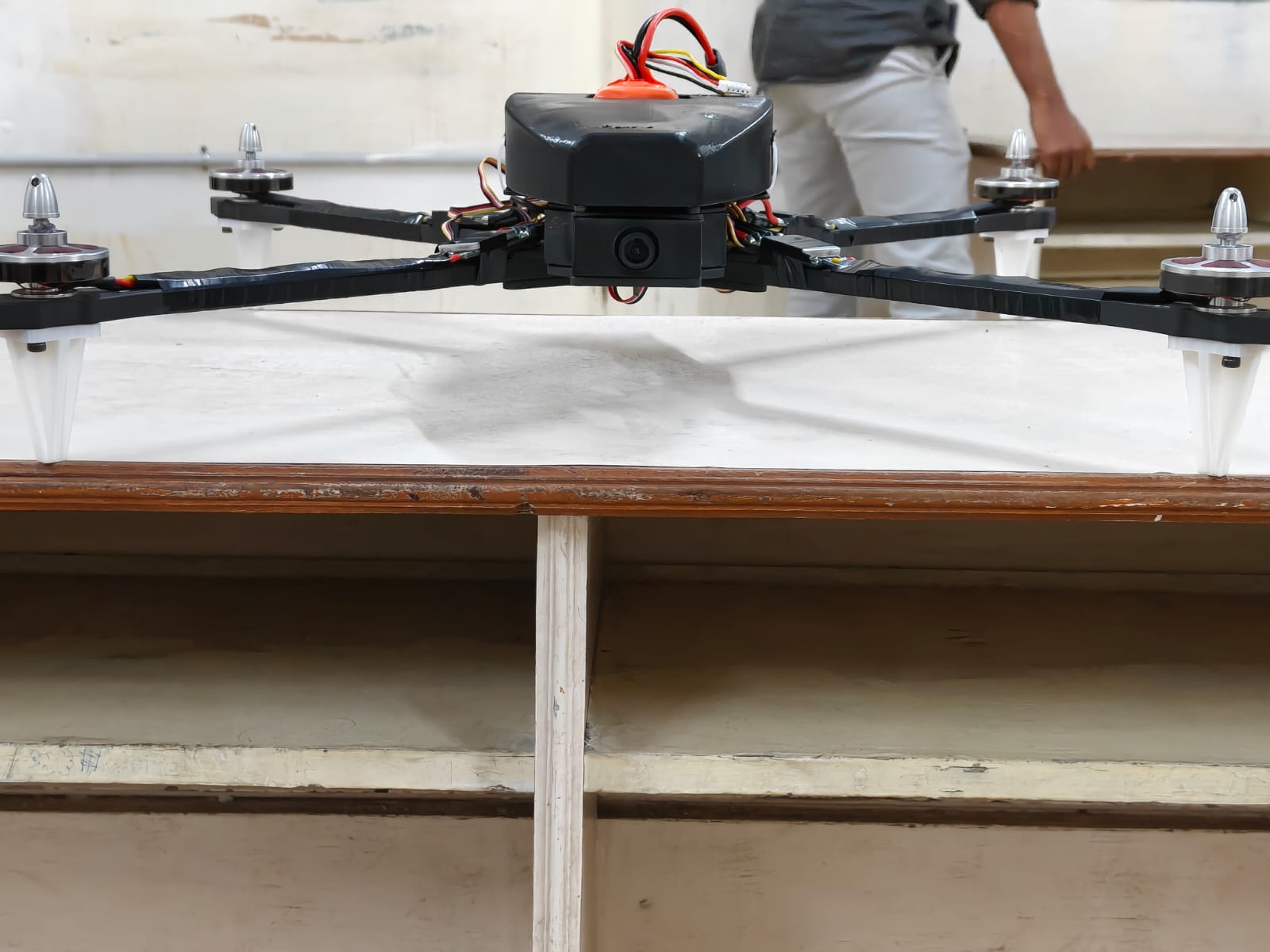 QCP-1 UAV front-angle test bench photograph